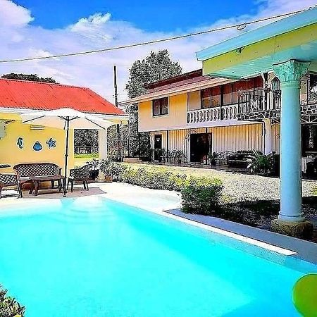 Hospedaje La Galerie Ciudad Cortés Kültér fotó