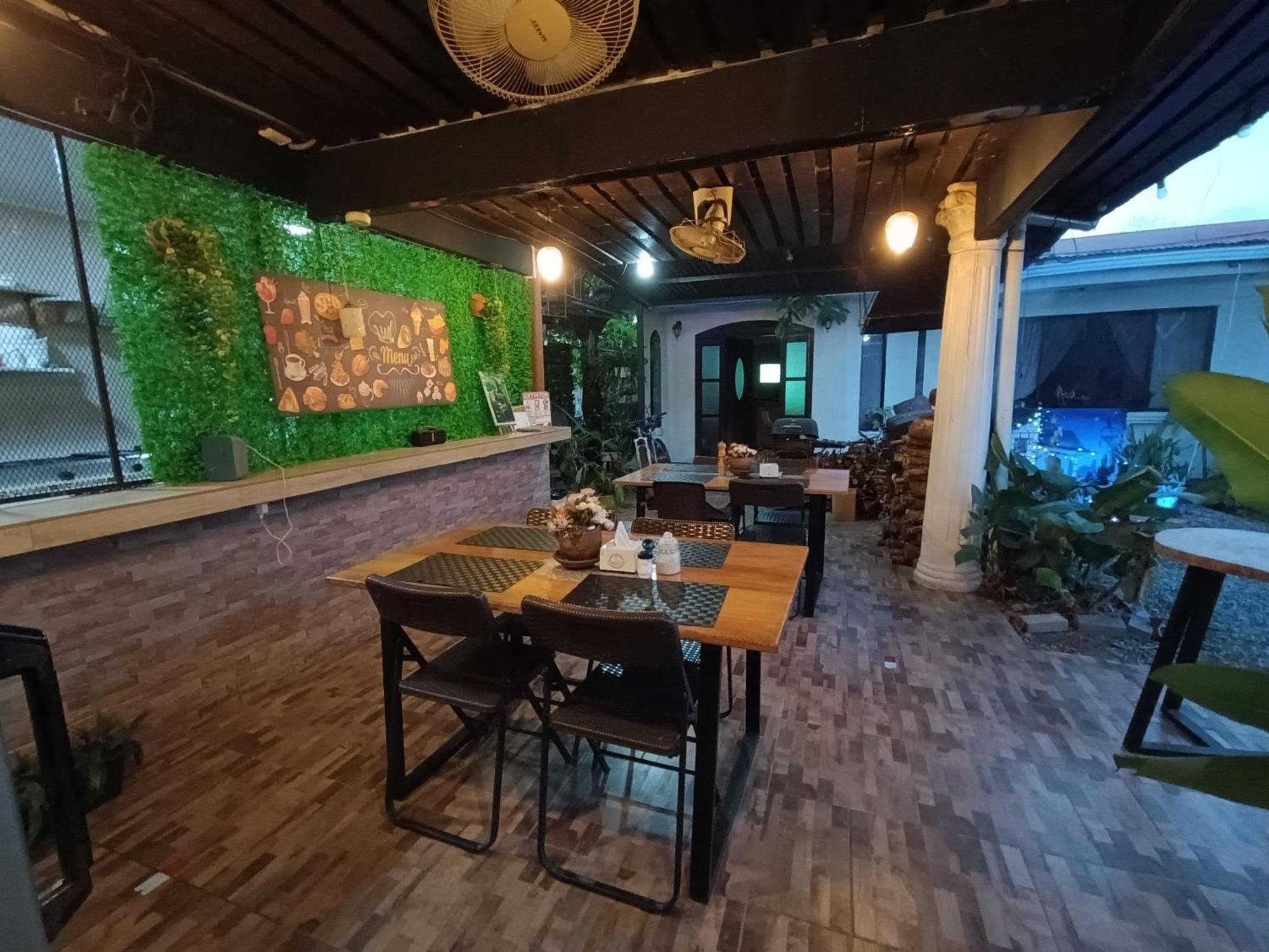 Hospedaje La Galerie Ciudad Cortés Kültér fotó