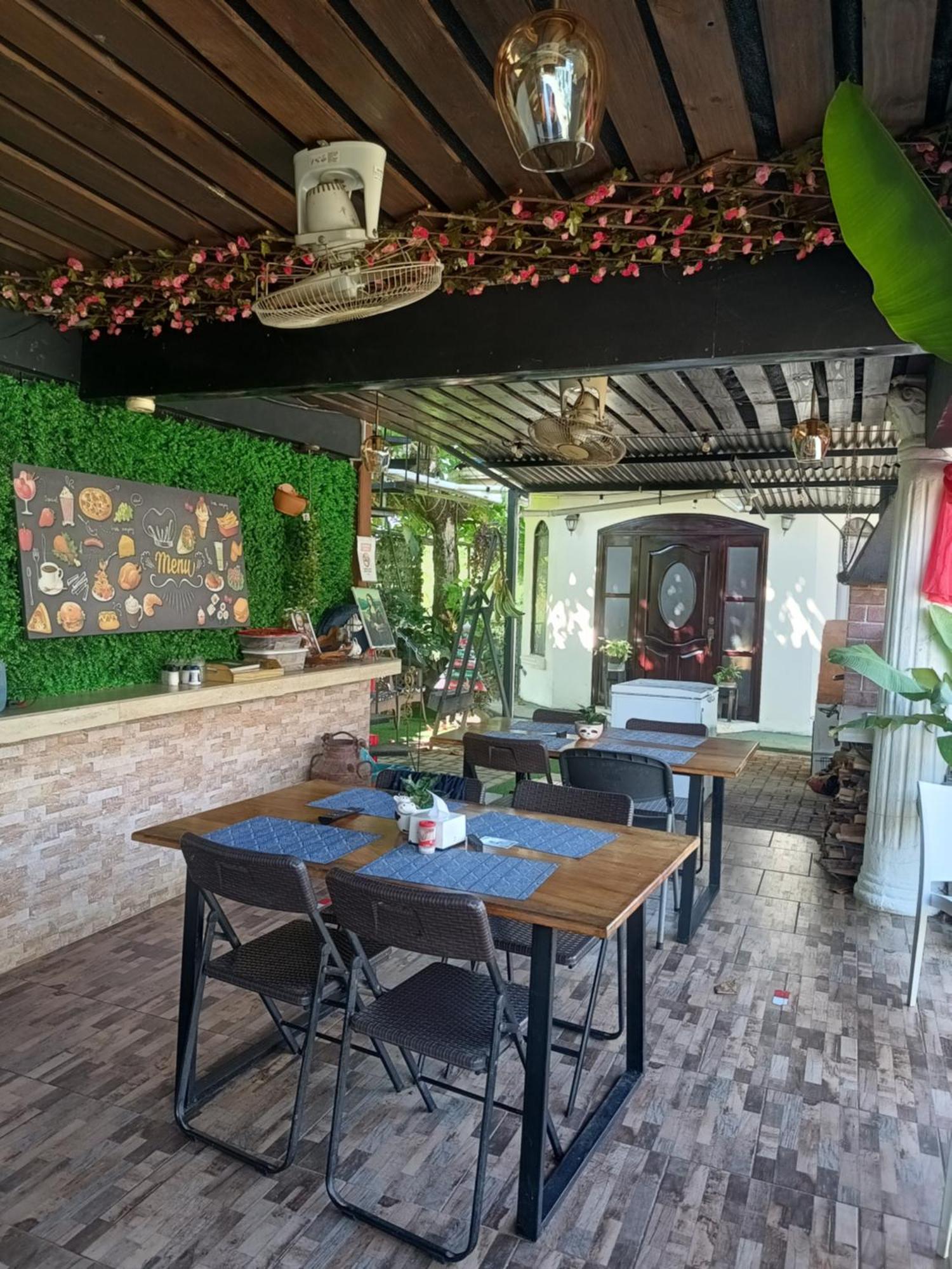 Hospedaje La Galerie Ciudad Cortés Kültér fotó